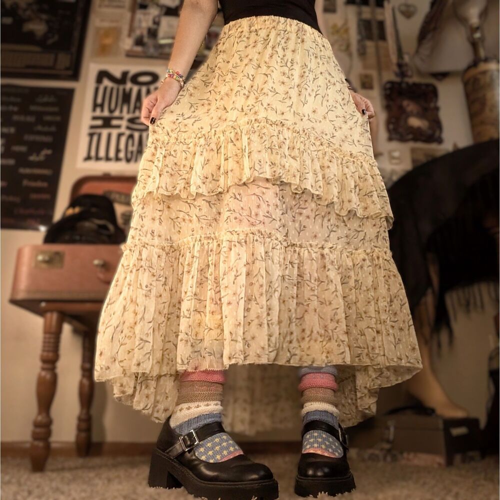 Floral Tiered Maxi Skirt Women's Large Light Yellow